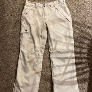Aperture snowboarding pants and Neff snow gloves